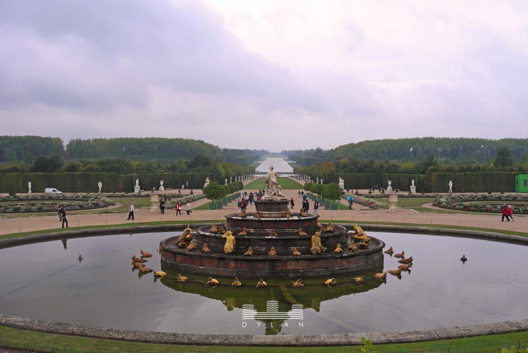 Versailles - garden and fountain