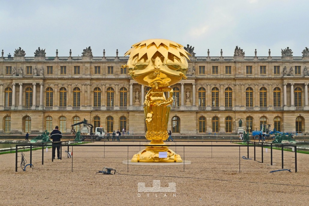 Versailles - garden and gilded murakami statue