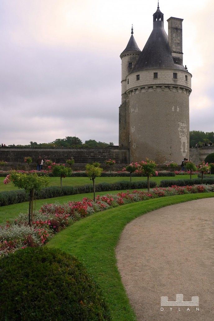 Channonceau - garden and tower